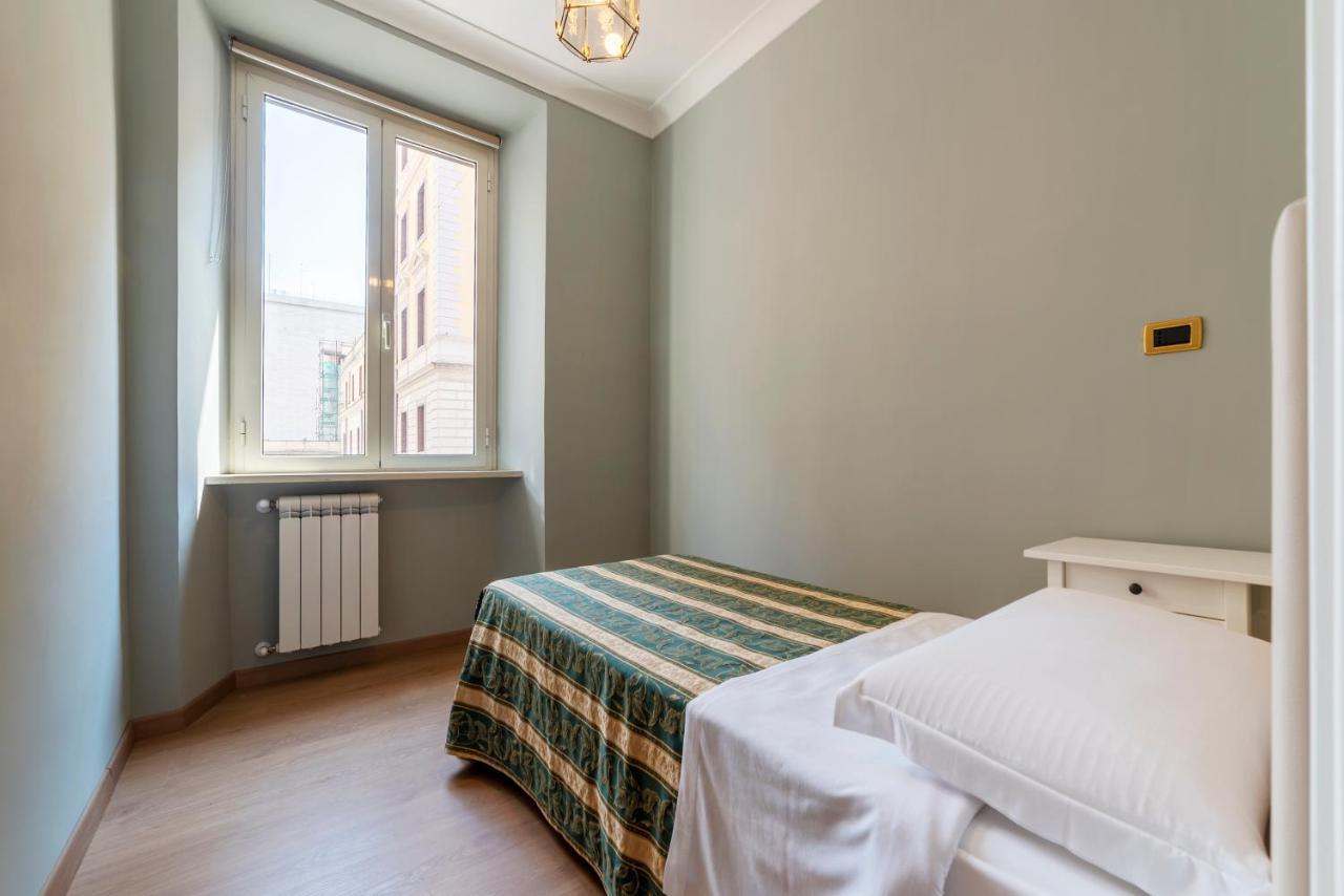 Termini Station Elegant And Roomy Apartment Rome Extérieur photo