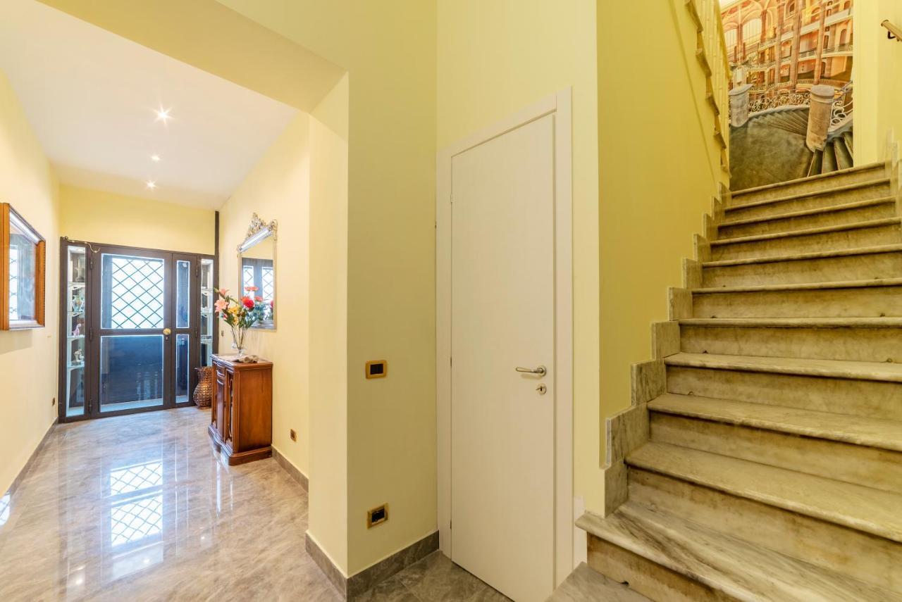 Termini Station Elegant And Roomy Apartment Rome Extérieur photo
